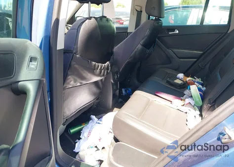 2017 Volkswagen Tiguan 2.0T Wolfsburg Edition from USA, damaged, VIN WVGRV7AXXHW502564